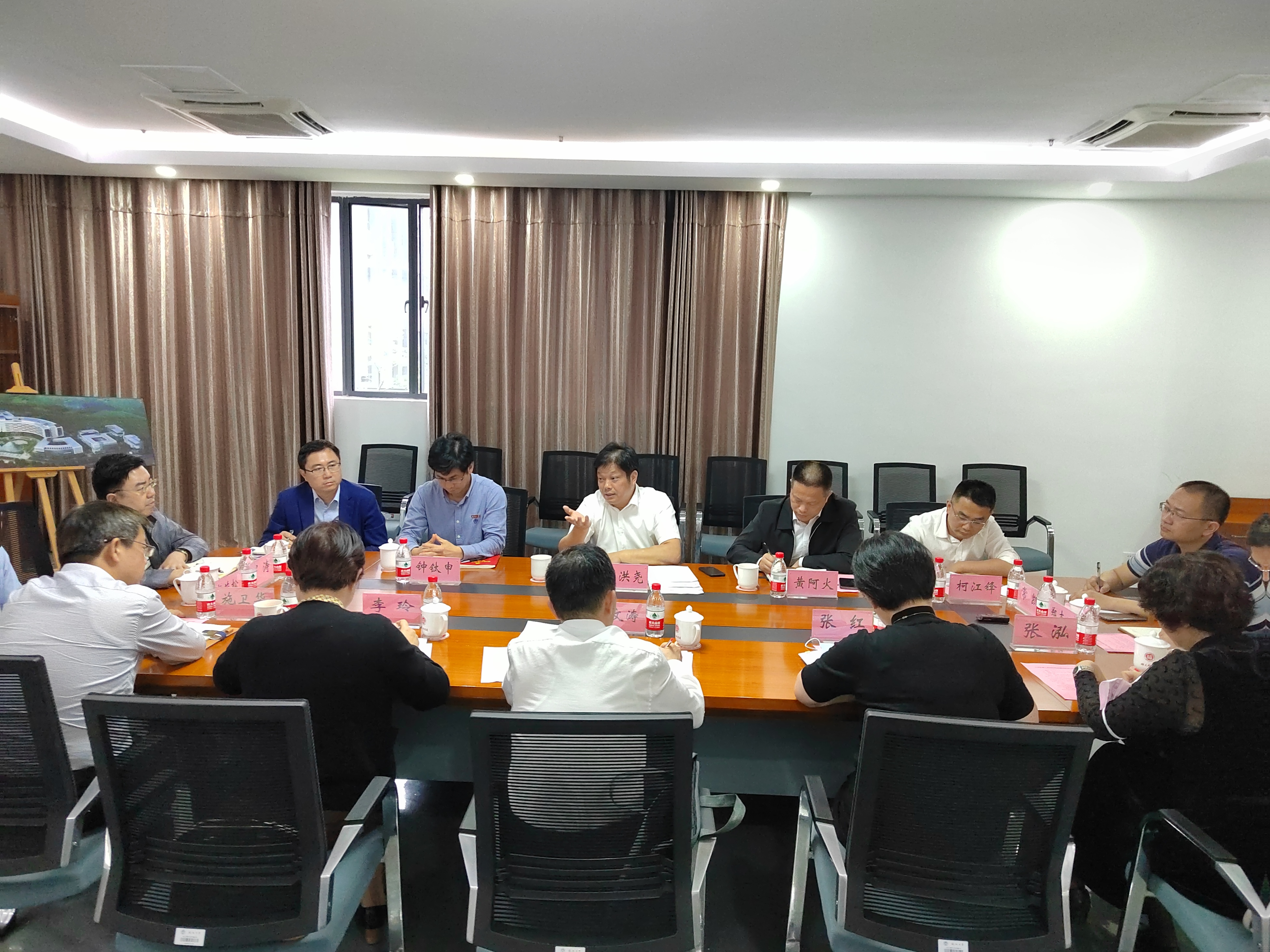 全省党建工作标杆院系建设座谈交流会—赵鹏摄.jpg